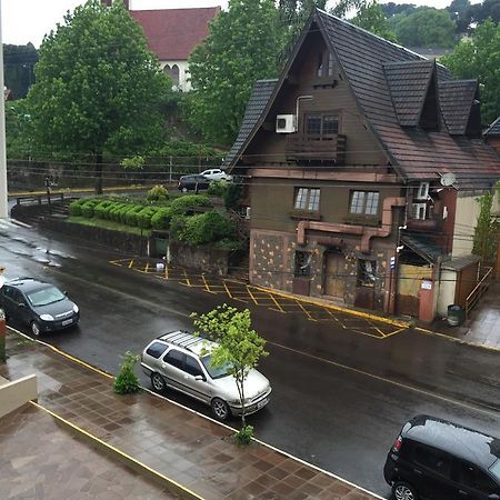 Appartement Res. Alcides Balzaretti à Gramado Extérieur photo